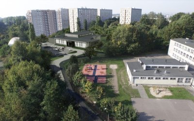 Konsorcjum Murkrak-Murdza-Dynamik chce wybudować za 23,5 mln zł krytą pływalnię w Krakowie o powierzchni  użytkowej 3 tys. m²