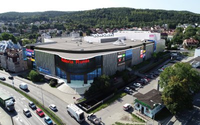 PKB rozpoczął przebudowę centrum handlowego
